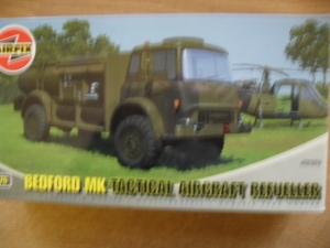AIRFIX 1/76 02329 BEDFORD MK TACTICAL AIRCRAFT REFUELLER